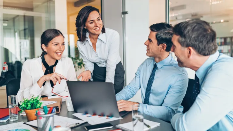 Aplicación de la teoría de los 6 grados en el sector B2B